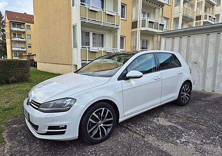 VW Golf Volkswagen 1.4 TSI DSG Pano Standheizung AHK Navi uvm