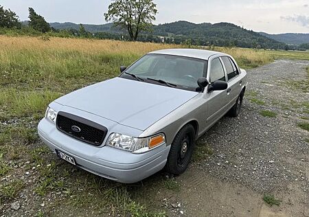 Ford Crown Victoria Police Interceptor