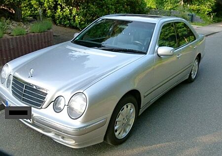 Mercedes-Benz E 320 CDI ELEGANCE Elegance für Liebhaber