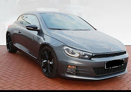 VW Scirocco Volkswagen 2.0 TDI 135kW DSG -