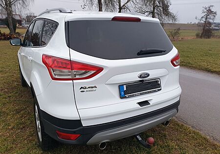 Ford Kuga 2,0 TDCi 4x4 132kW Titanium PowerShift ...