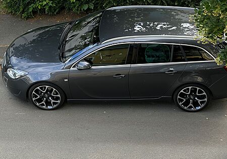 Opel Insignia Sports Tourer OPC 2.8 V6 Turbo 4x4 OPC