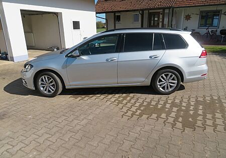 VW Golf Volkswagen 1.6 TDI SCR Comfortline Variant Comfortline
