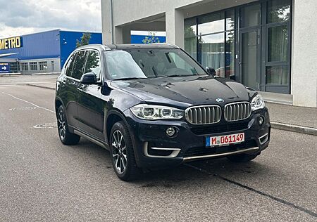 BMW X5 30d X-Line *Adapt.Temp*LineAssist* Scheckh