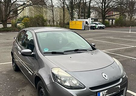 Renault Clio 2009 | 100 PS | TÜV bis 07/2025 | SHZ |