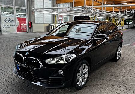 BMW X2 sDrive18i Automatik Advantage Plus Leder Navi