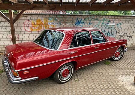 Mercedes-Benz 280 SE 4,5