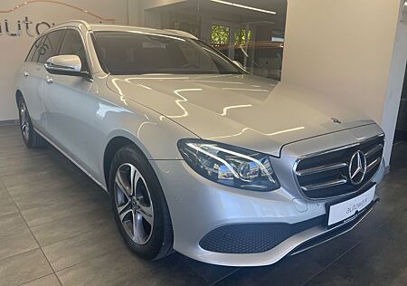 Mercedes-Benz E 220 d T. 4Matic Avantgarde*1HD/LED/Navi/Leder*
