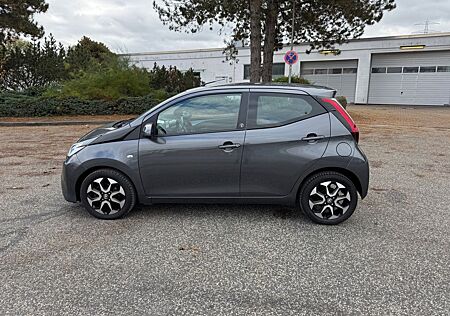 Toyota Aygo (X) Aygo -play Team D