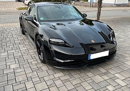 Porsche Taycan 4S