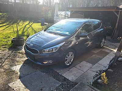 Kia cee'd / Ceed 1.6 CRDi Platinum Edition Plati...