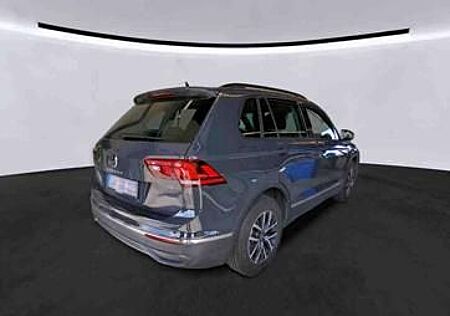 VW Tiguan Volkswagen 1.5 TSI BMT Life Navi ACC LED CarPlay