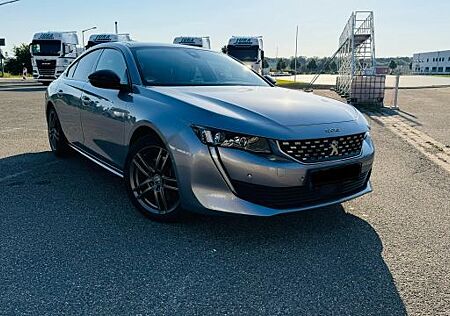 Peugeot 508 Hybrid 225 e-EAT8 GT