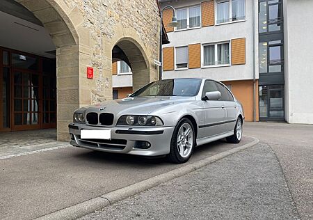 BMW 525i / M - Paket / GEPFLEGT!