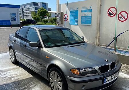 BMW 318i E46 - Limousine