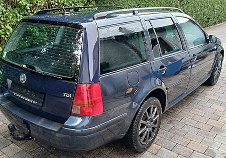 VW Golf Volkswagen 1.9TDI 96kW Highline Variant Highline