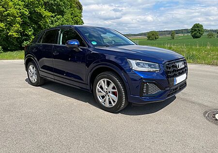 Audi Q2 35 TFSI S tronic ,LED, AHK Virtual Cockpit