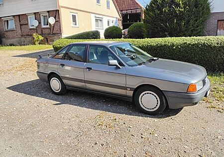 Audi 80