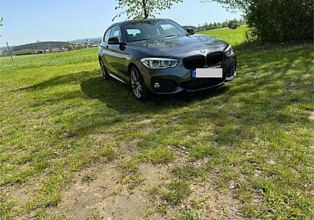 BMW 120d Edition M Sport Shadow TÜV 02/27