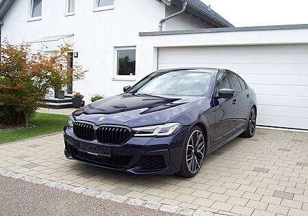 BMW M550i xDrive Head/ACC/360°/20"/AHK/Laser/I.Hand