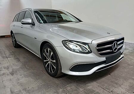 Mercedes-Benz E 300 de T/Automatik/Avantgarde/Kamera/AHK