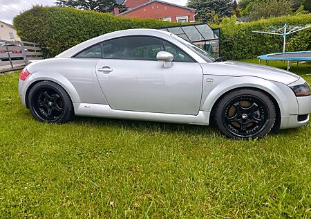 Audi TT Coupe 1.8T 132 kW -