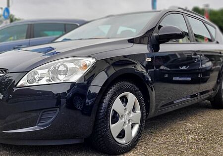 Kia Ceed Sportswagon LX 1-Hand Klima TÜV Neu