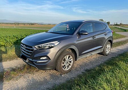 Hyundai Tucson 1.6 GDI 2WD 6MT Advantage Advantage