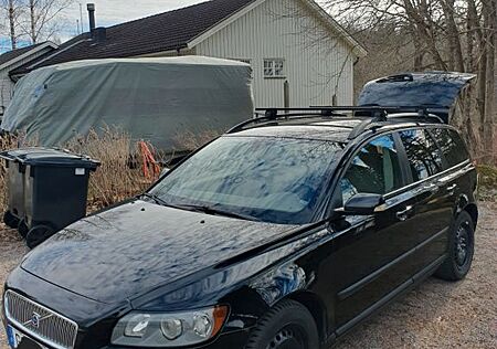 Volvo V50 1.6 - Gepflegtes Fahrzeug, viele Neuteile