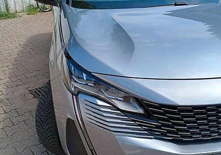 Peugeot 3008 PureTech 130 EAT8 Allure Allure