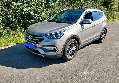 Hyundai Santa Fe Vollausstattung 2.2 CRDi 4WD Automati..