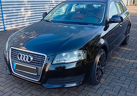Audi A3 1.4 TFSI Sportback HU 08/26 Pano 8 Fach