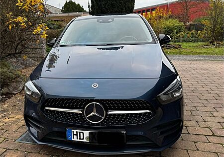 Mercedes-Benz B 220 d DCT -AMG-Line aus 2019