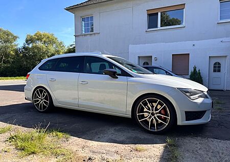 Seat Leon 2.0 TSI Start&Stop ST CUPRA / Tausch