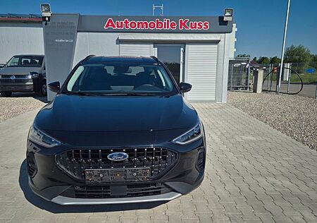 Ford Focus Turnier Active X Navi Matrix