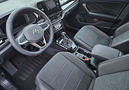 VW T-Roc Volkswagen Style 1.5 TSI 110kW DSG AHK Panoramadach