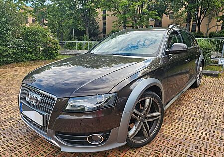 Audi A4 Allroad 3.0 TDI (DPF) S tronic quattro -