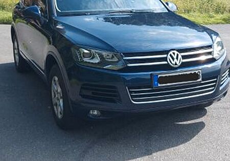 VW Touareg Volkswagen 3.0 V6 TDI Tiptr Exclusive BMT Terra...