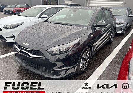 Kia Cee'd gebraucht kaufen Kia Cee'd Ceed 1.0 T-GDI Navi|Klima|SHZ|Car-Play