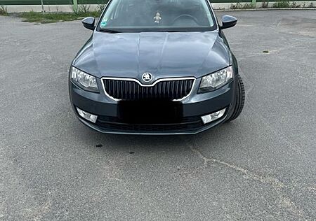 Skoda Octavia 2.0 TDI DSG Ambition Combi Ambition