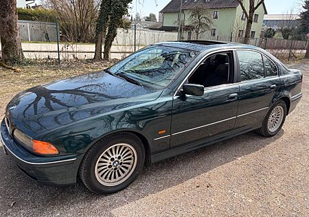 BMW 520i