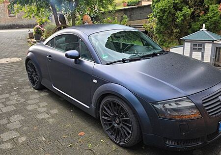 Audi TT Coupe 1.8T 140 kW -