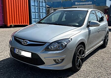Hyundai i30 1.6 Benziner - 1.HAND - AUTOMATIK