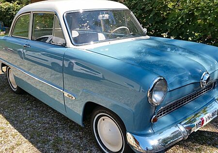 Ford Taunus G13 Oldtimer Weltkugel