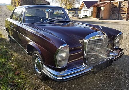 Mercedes-Benz 250 SEb Coupé (Hochkühler), Bj. 1966