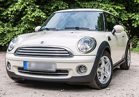Mini Cooper 1.6 L | Schiebedach | Xenon | Teilleder