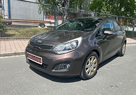 Kia Rio 1.4 KLIMA EURO 5 NORM SCHECKHEFT