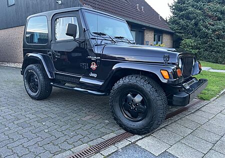 Jeep Wrangler Sahara 4.0 Automatik Leder Hardtop