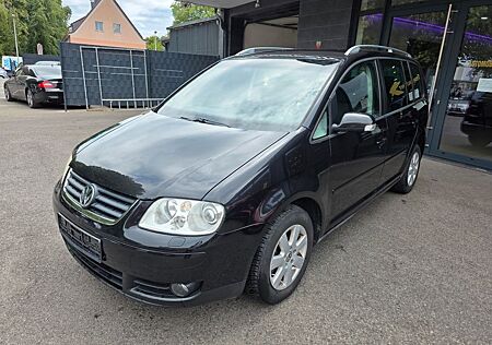 VW Touran Volkswagen Highline 7.Sitzer Sitzheizung Klima AHK