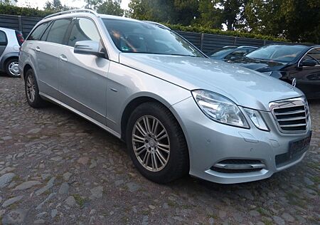 Mercedes-Benz E 200 E -Klasse T-Modell CDI